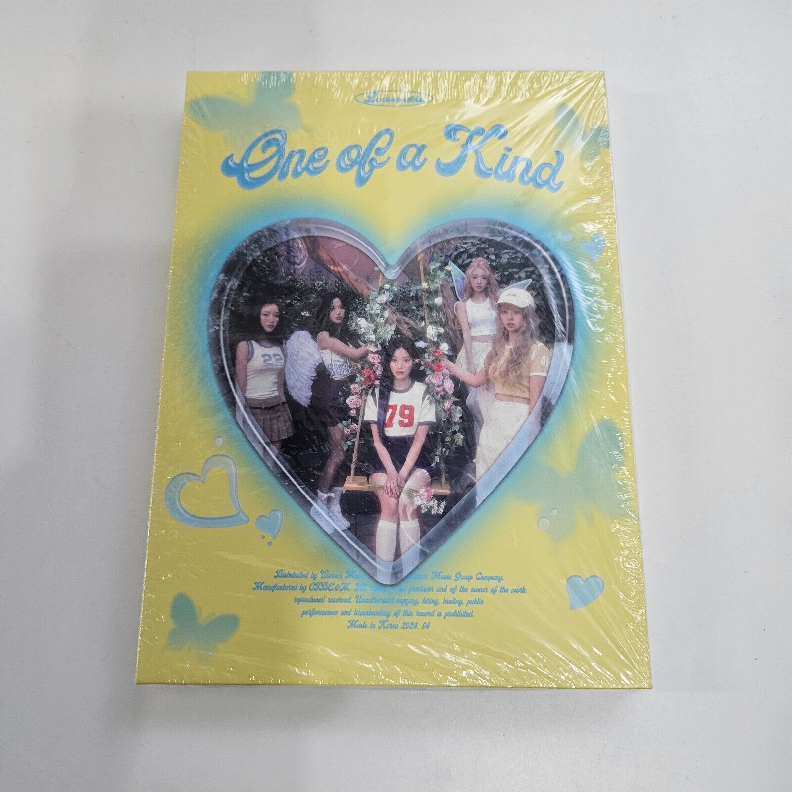 LOOSSEMBLE 2ND MINI ALBUM ONE OF A KIND PRE ORDER BENEFIT (Combine shipping 👌)