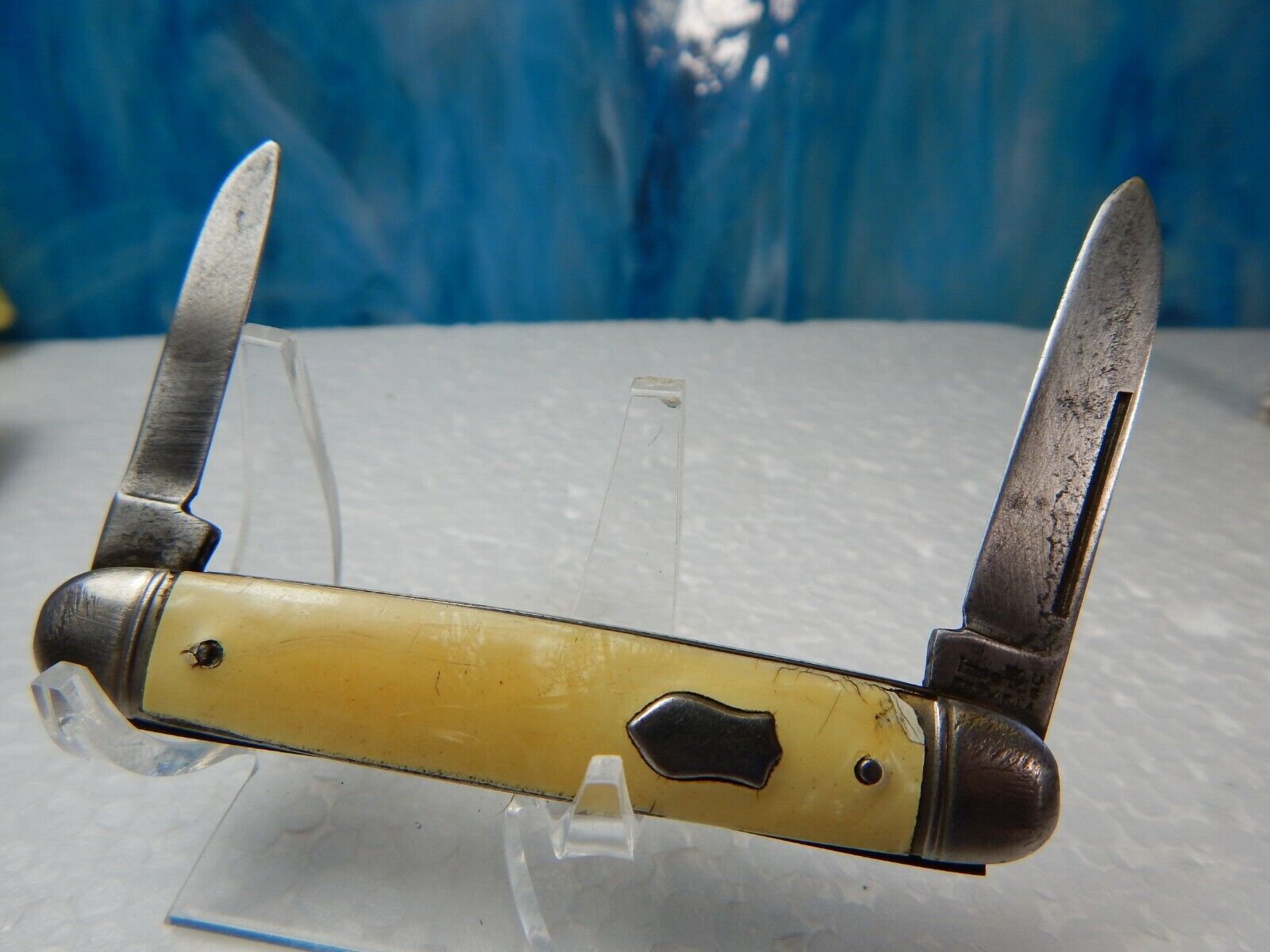 Vintage IMPERIAL Knife Prov. RI USA yellow PAT # 2284833 folding pocket 2 blade 