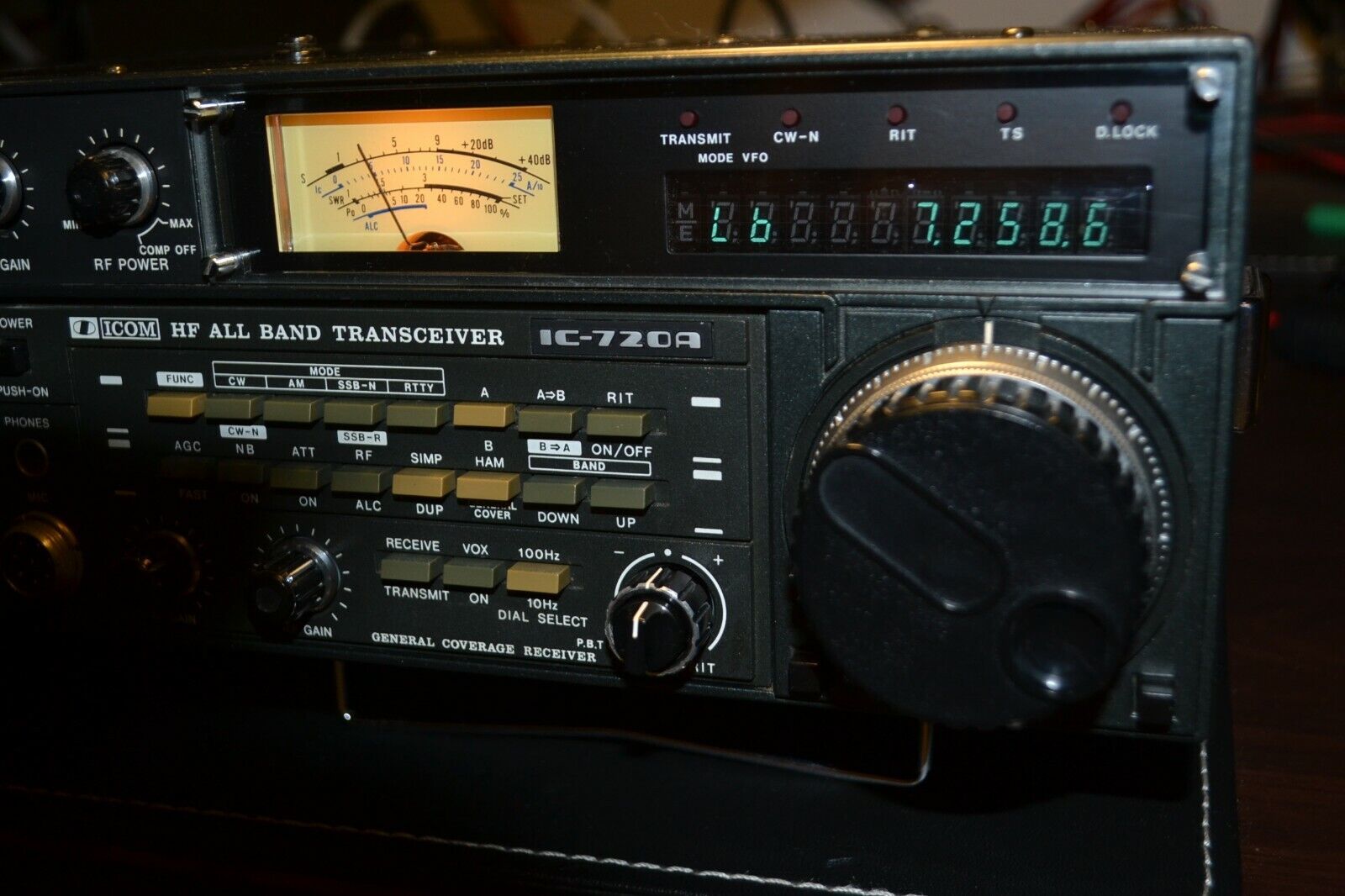 Icom IC-720a HF HAM radio transceiver